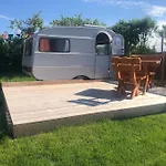 캠프장 Auszeit 27 - Retro-camper Heringsdorf (Ostholstein)