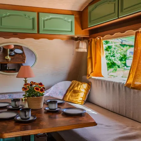 Auszeit 27 - Retro-camper Camping Heringsdorf (Ostholstein)
